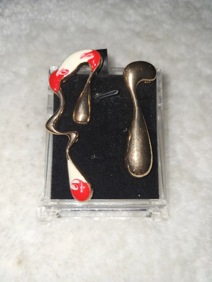 Boucles asymetriques bi colores - photo numéro 4