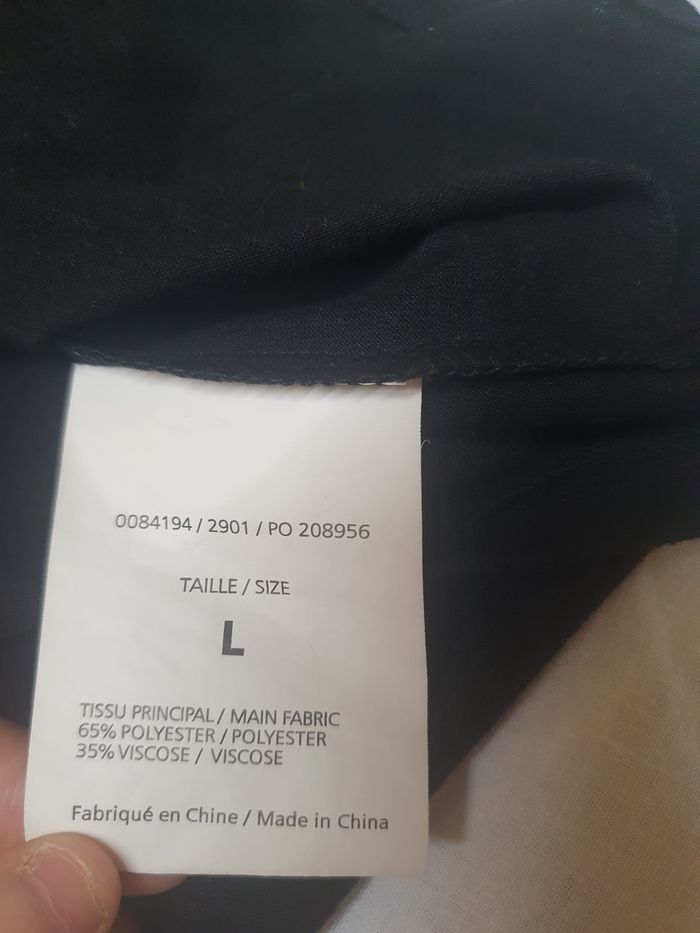 Tee shirt col ouvert - photo numéro 4