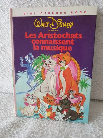 Livre Les aristochats connaissent la musique