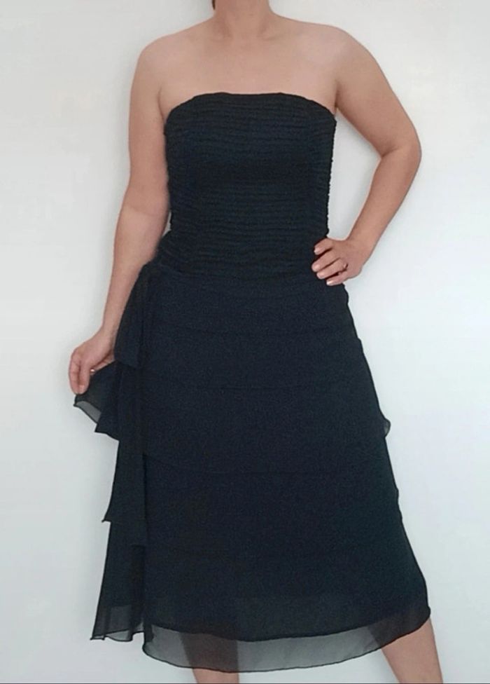 Robe cocktail bustier noire volantée chic taille 38 - photo numéro 2