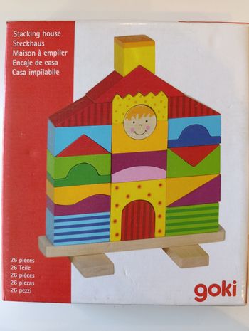 Maison à empiler en bois Goki