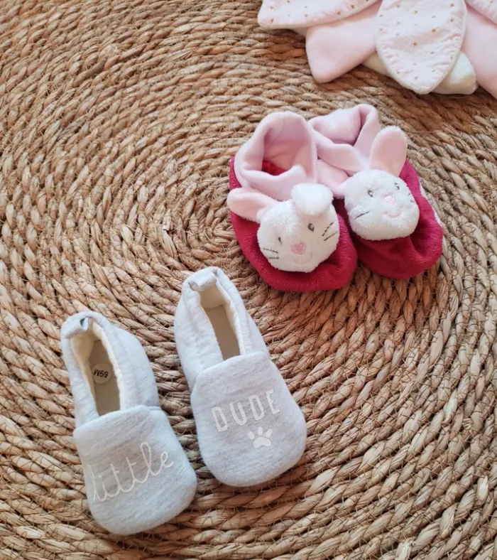 Lot chaussons bébé - photo numéro 2