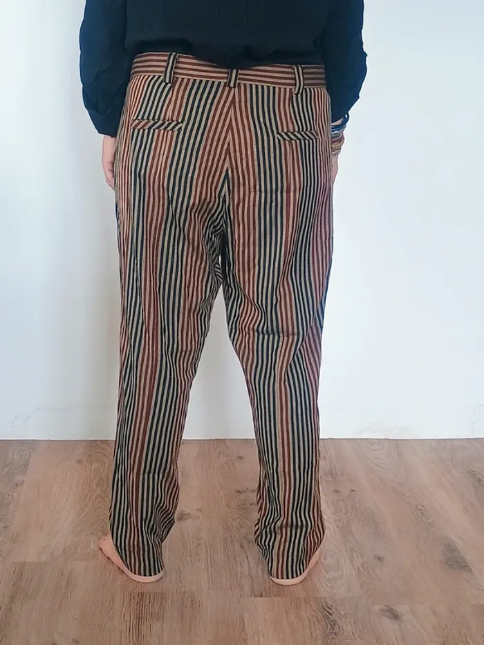 pantalon rayé T42 été - photo numéro 2
