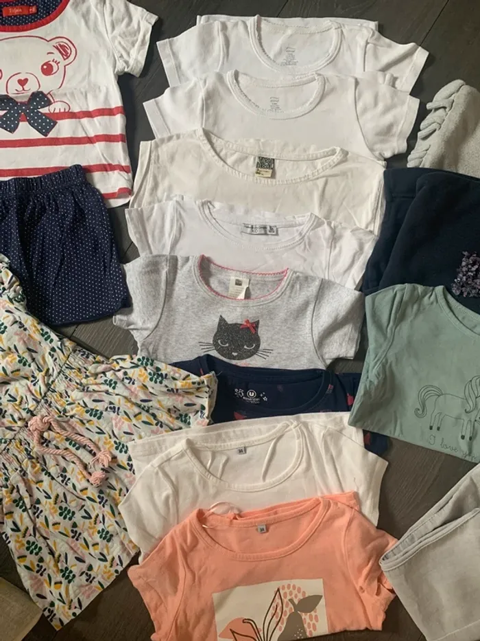 Lot de 15 vêtements fille 3 ans - photo numéro 4