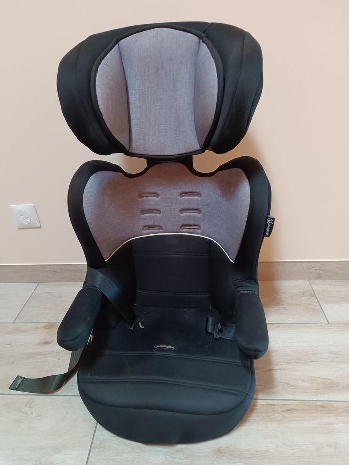 🚗 Siège auto groupe 2/3 Isofix – 15 à 36 kg – Très bon état