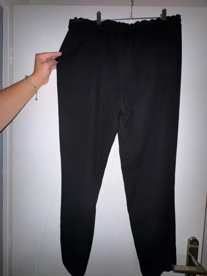 Pantalon noir Zara - photo numéro 4