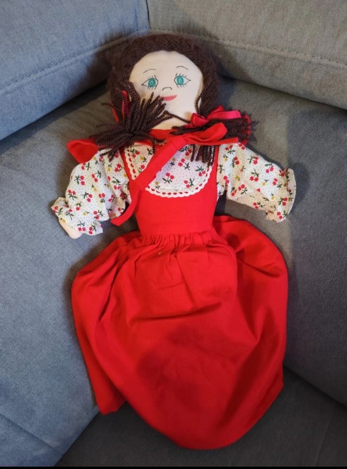 Poupée en tissu chaperon rouge - photo numéro 5