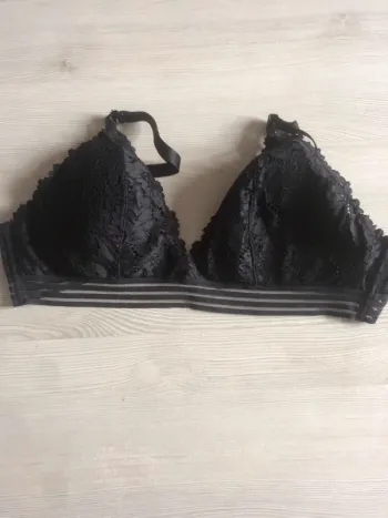 Soutien gorge allaitement neuf 100B