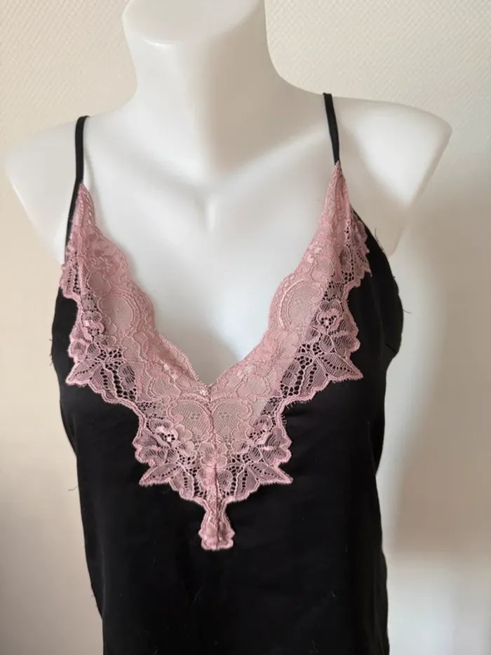 Nuisette en bon état taille M noir et rose Mosquitos - photo numéro 3
