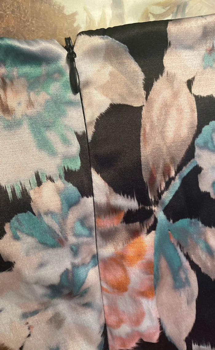 Jolie robe Zara motif fleurs taille xxl - photo numéro 6