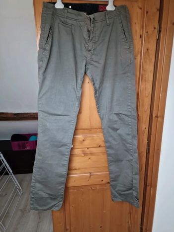 Pantalon homme 32