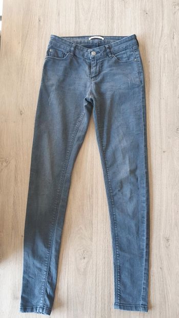 Jeans skin gris foncé, taille 36, Camaïeu