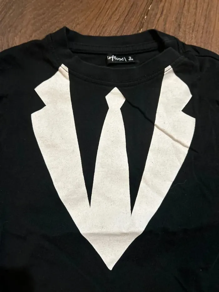 t shirt à manches longues garcon en coton noir et blanc motif costume Influx 3 ans - photo numéro 3