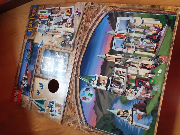 4709 Le Château de Poudlard - LEGO Harry Potter - 2001 - Complet - photo numéro 2