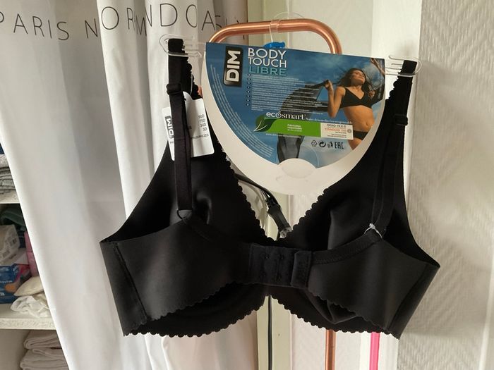 Soutien-gorge foulard à armatures - photo numéro 2