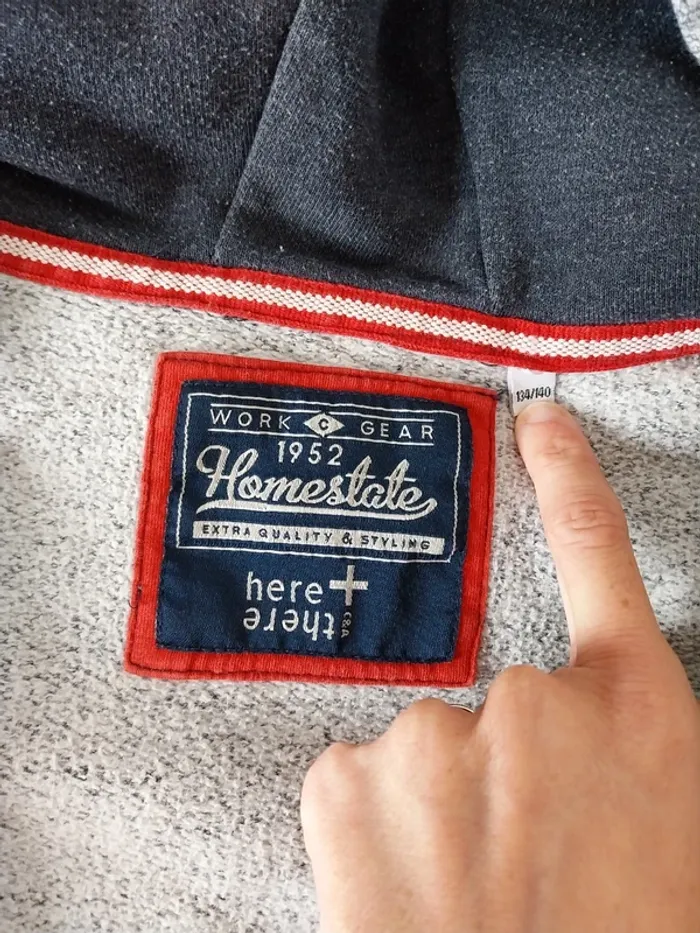 Gilet zippée capuche garçon 10 ans C&A - photo numéro 3