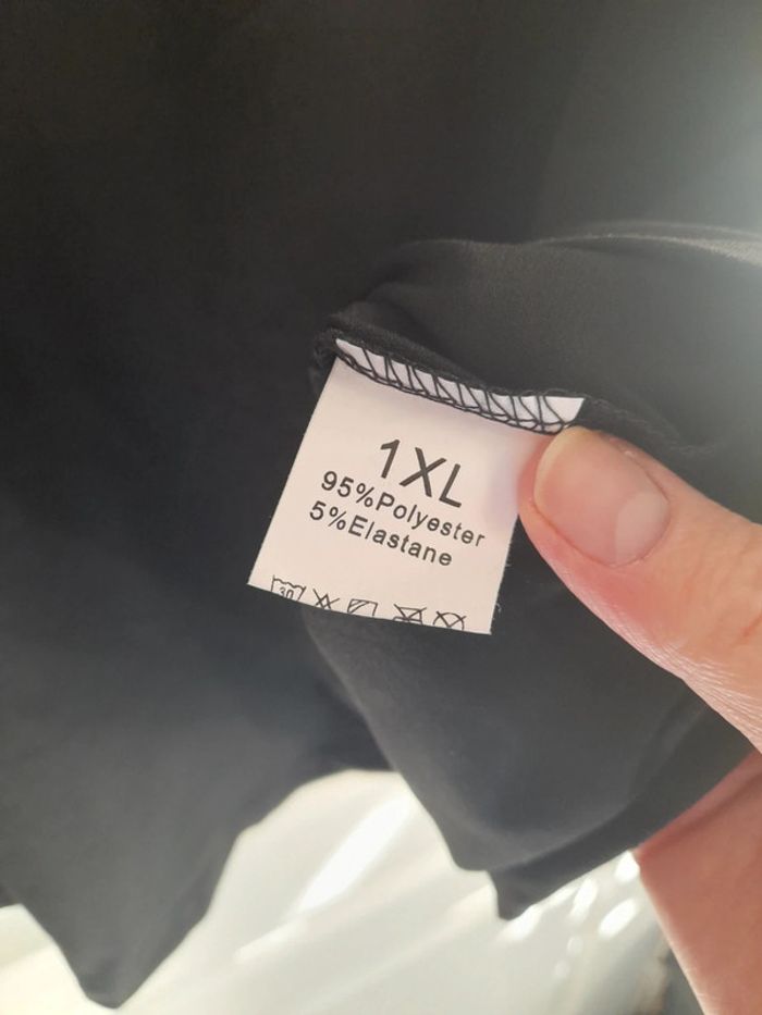 T-shirt noir 1XL - photo numéro 2