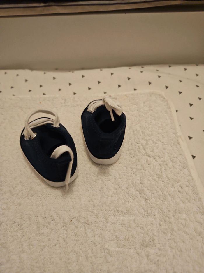 Chaussures bébé 3_6 mois - photo numéro 3