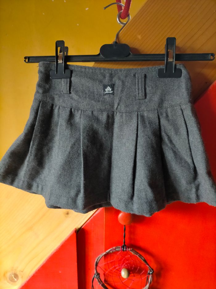 Très jolie jupe Floriane 5 ans - photo numéro 2