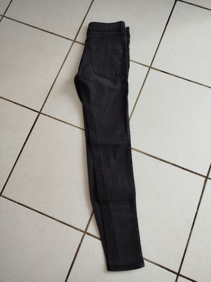 Jean noir délavé taille XS Kiabi - photo numéro 6