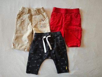 Joli lot de 3 pantalons 3 mois