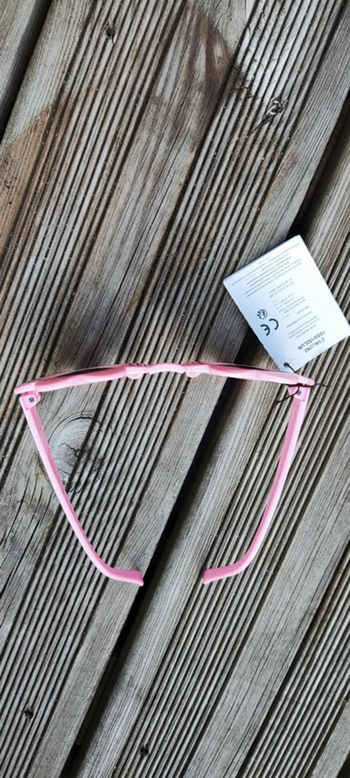 Lunettes rose - photo numéro 4
