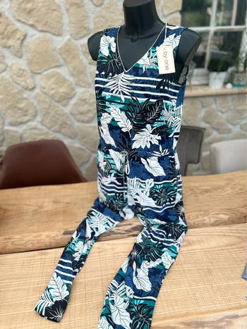 Combinaison L 40 neuve étiquetée marque by one tropical été Combi pantalon longue