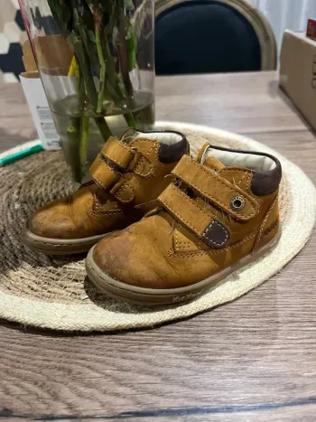 Chaussure haute