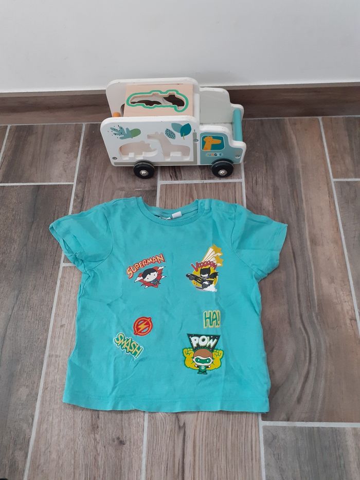 Tee-shirt