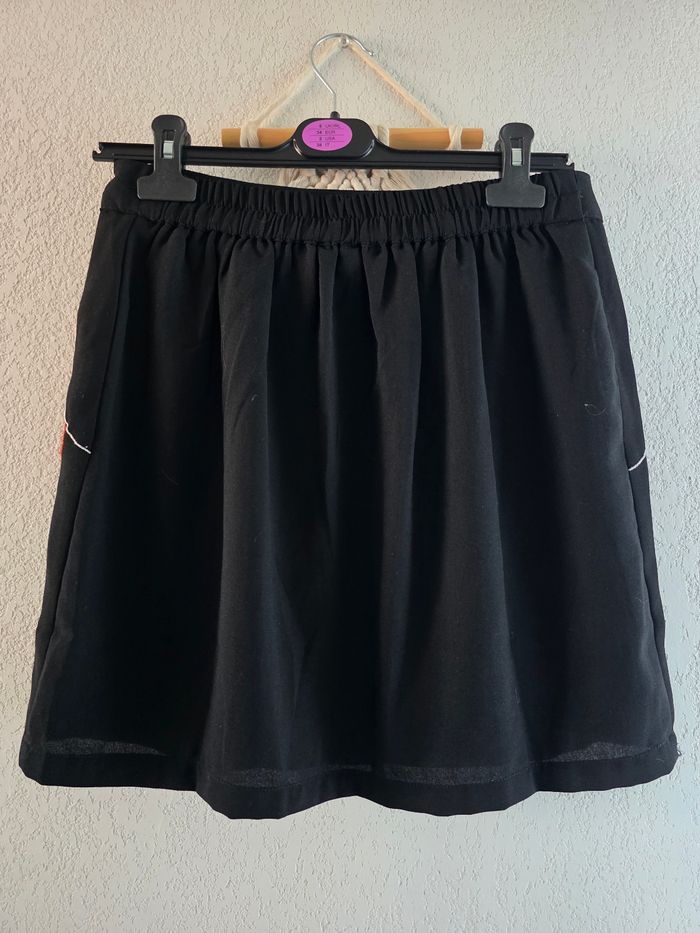 Jolie jupe noire vero moda taille m - photo numéro 4