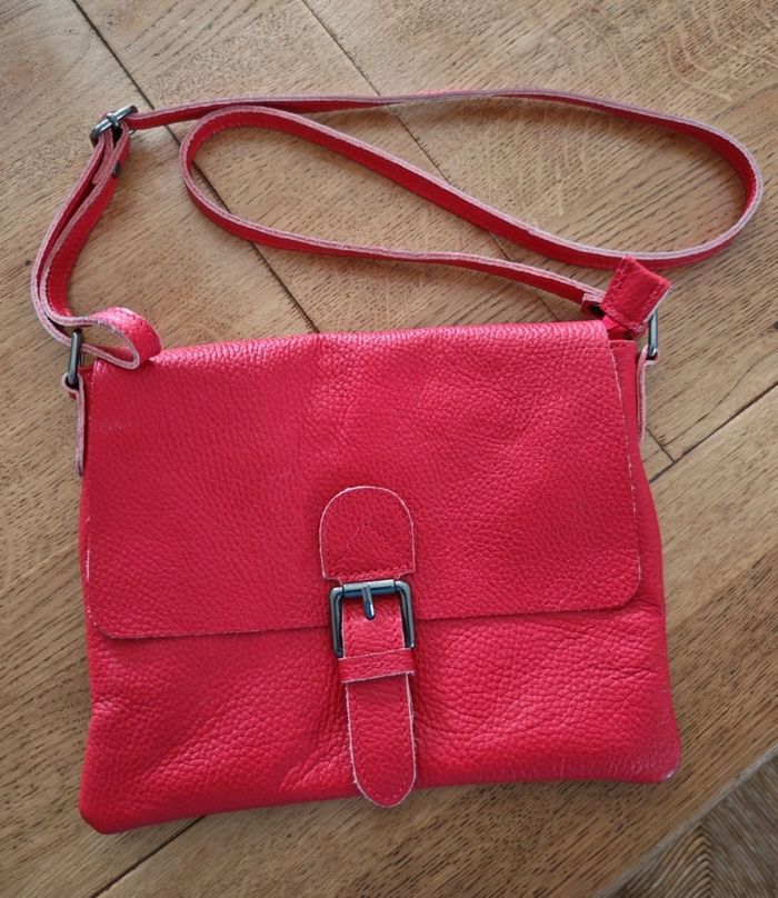 Sac bandoulière en cuir véritable comme neuf
