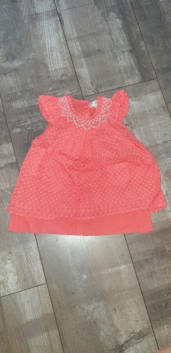 Robe à pois corail