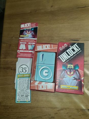 Jeu de cartes Unlock Squeek & Sausage des éditions Space Cowboys,