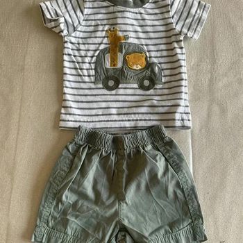 🎉 Ensemble bébé rayé adorable 🎉