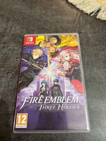 Jeux Switch « Fire emblem three houses »