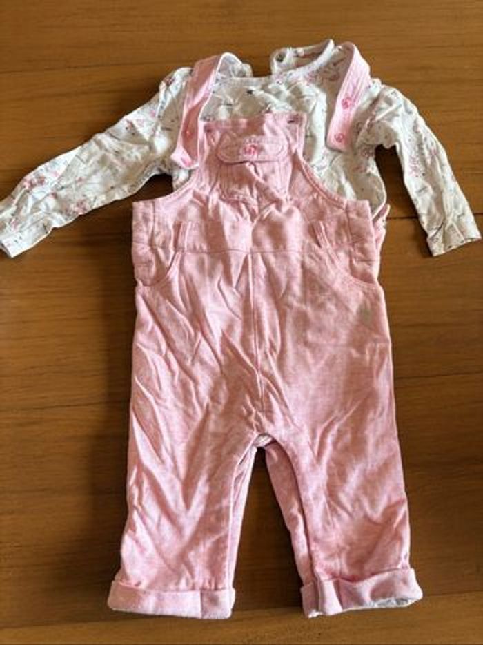 Lot bébé fille 6 mois - photo numéro 3