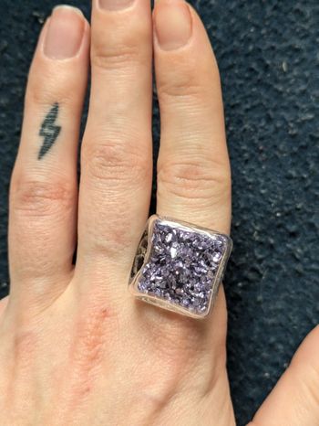 Bague carrée en verre style pylônes