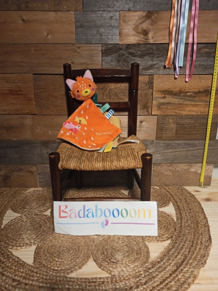 Doudou renard livre tissu tbe