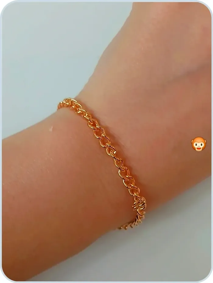 Bracelet doré élégant tendance féminine - photo numéro 3