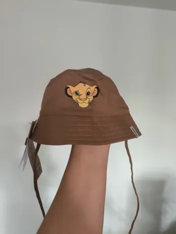 Chapeau bébé neuf avec étiquette