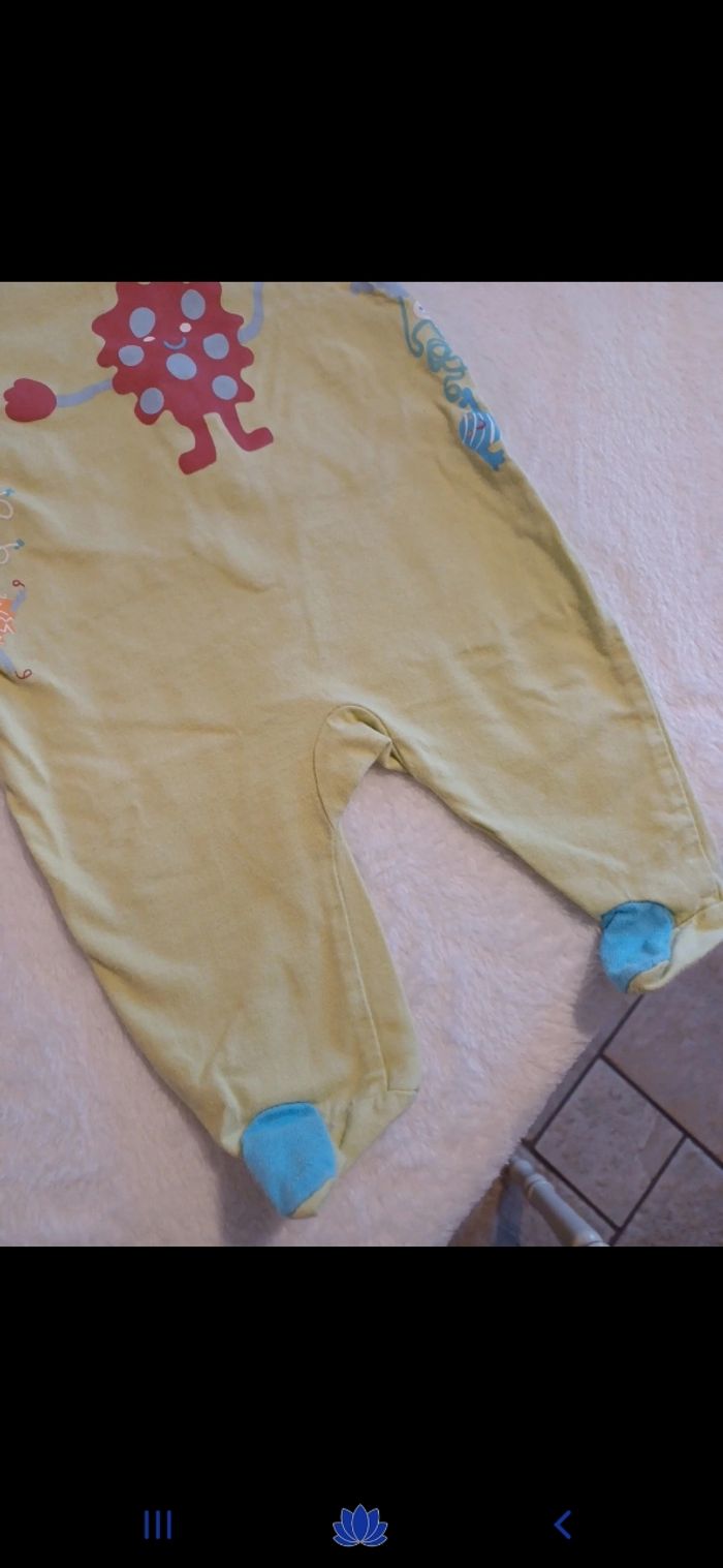 Pyjama bébé taille 1 mois - photo numéro 3