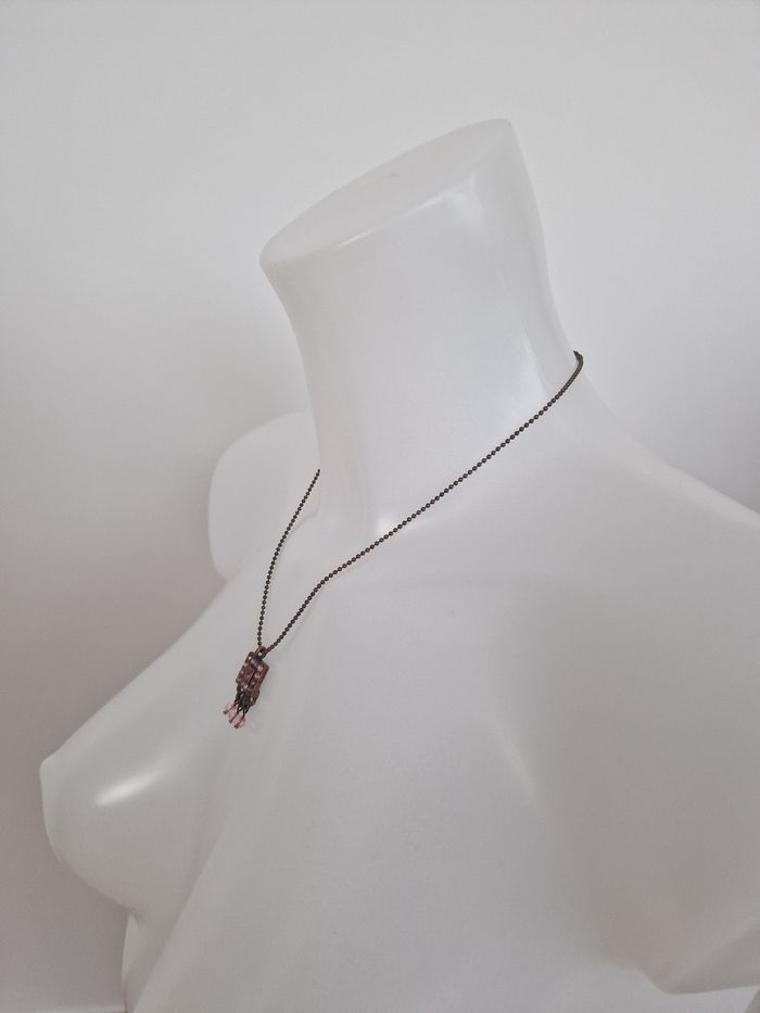 Collier avec motif et perles rose - photo numéro 4