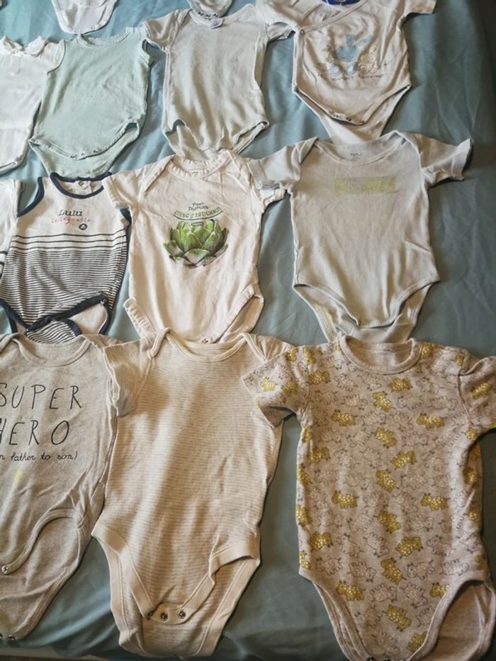 Gros lot de 12 mois - photo numéro 12