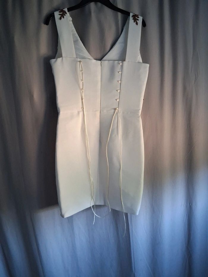 Robe blanche - photo numéro 2