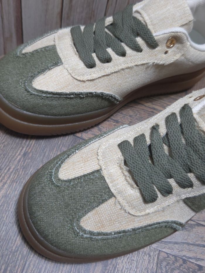 Baskets en toile Kaki et Beige - Style Rétro - Neuves - Taille 37 - photo numéro 4
