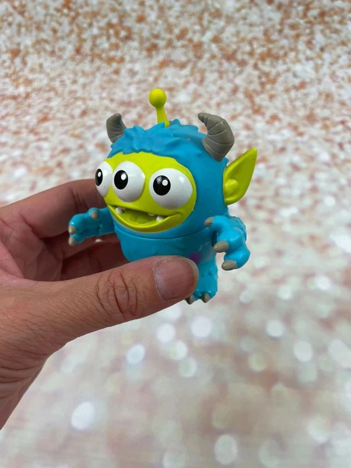 Figurine Toy Story Alien Sully monstres & compagnie - photo numéro 2