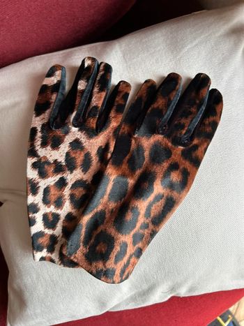 Paire de gants motif léopard