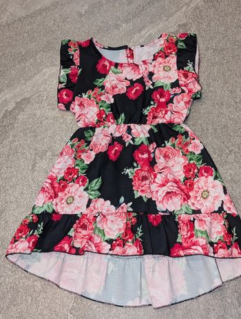 Robe à manches courtes fleurie bébé fille 2 ans comme NEUVE
