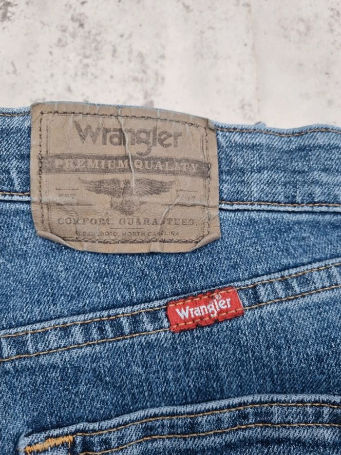 Jean Wrangler bleu Taille 30x32 (mesures en photos) - photo numéro 6