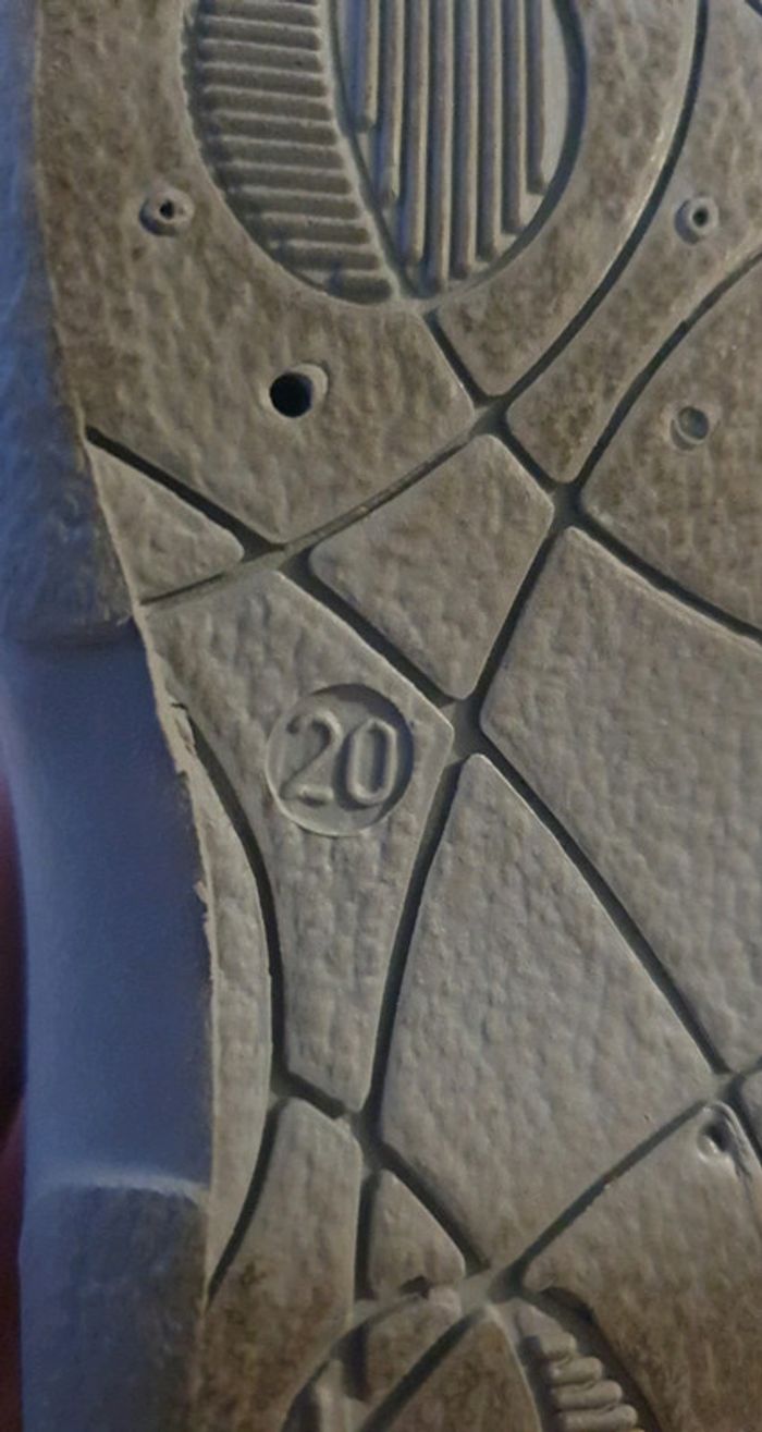 Lot chaussons garçon t 20 - photo numéro 7
